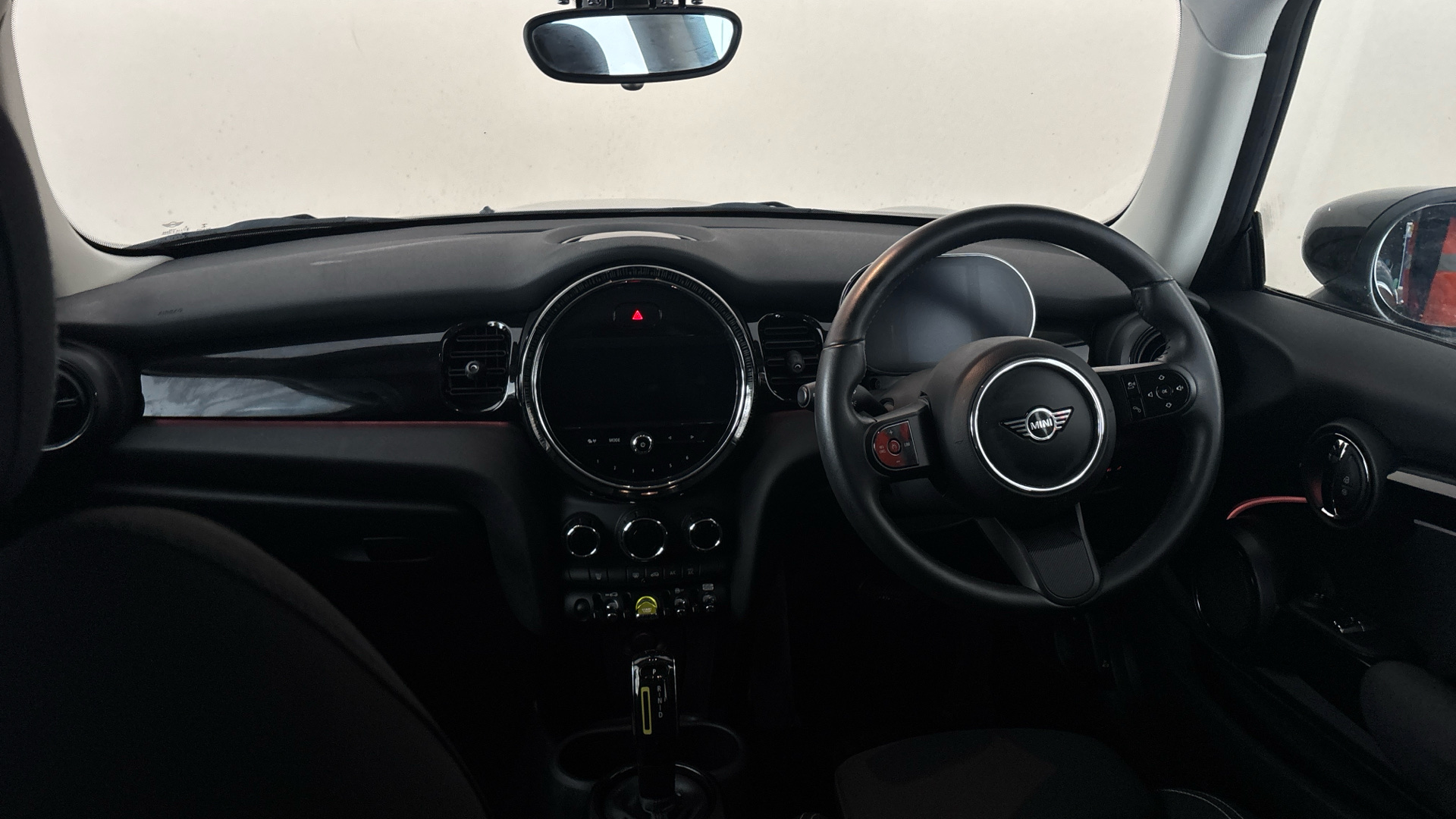 4070176 135kW Cooper S Level 1 33kWh 3dr Auto