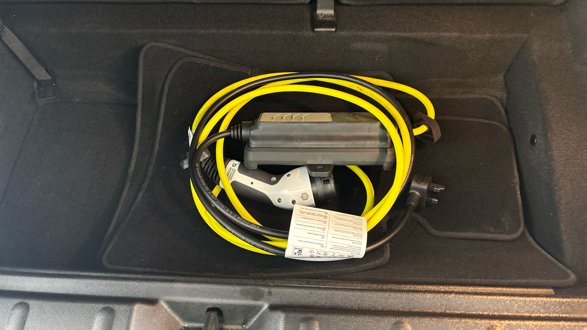 4070176 135kW Cooper S Level 1 33kWh 3dr Auto