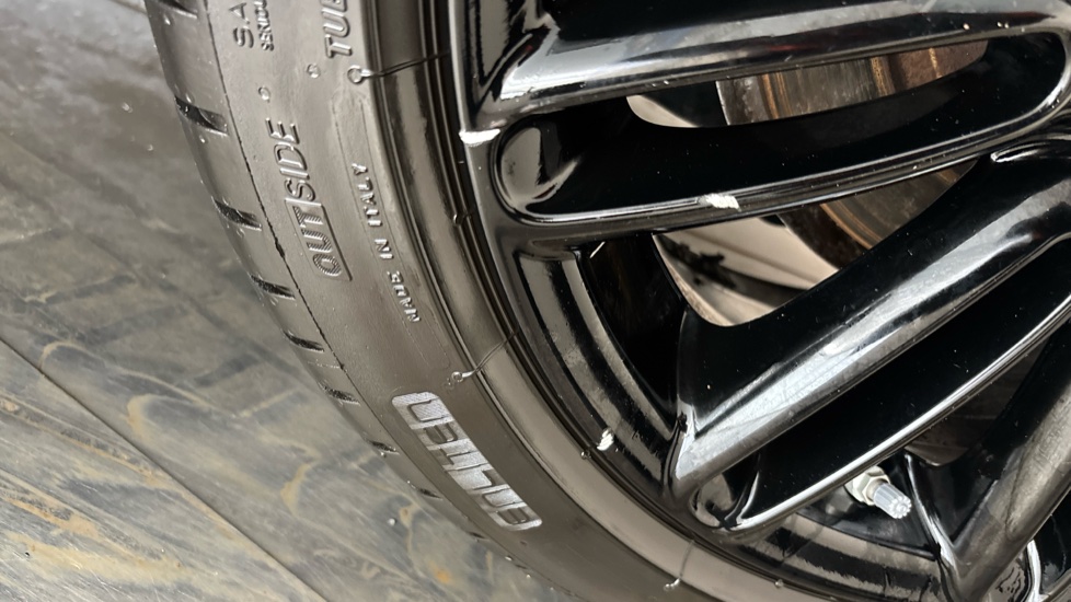 MINI HATCHBACK Scuff