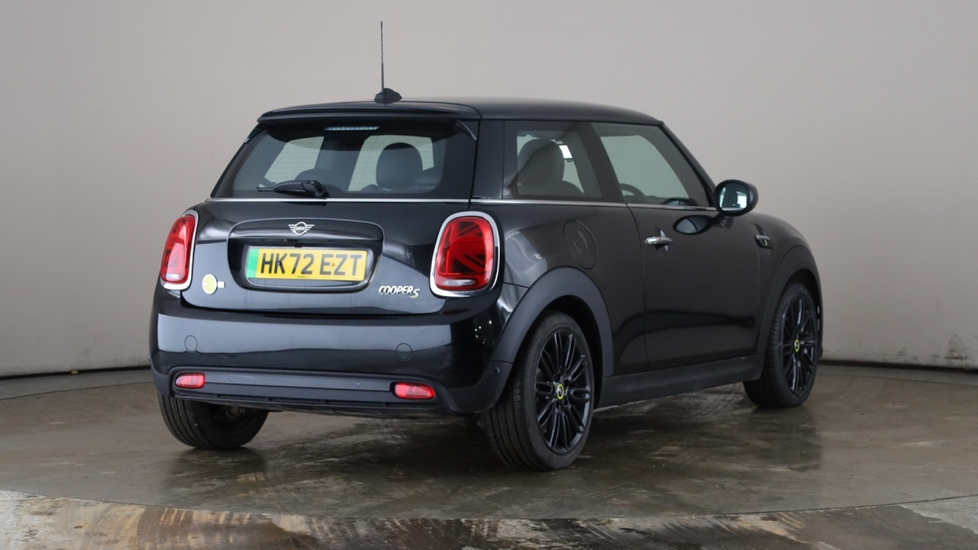 4020877 135kW Cooper S Level 2 33kWh 3dr Auto