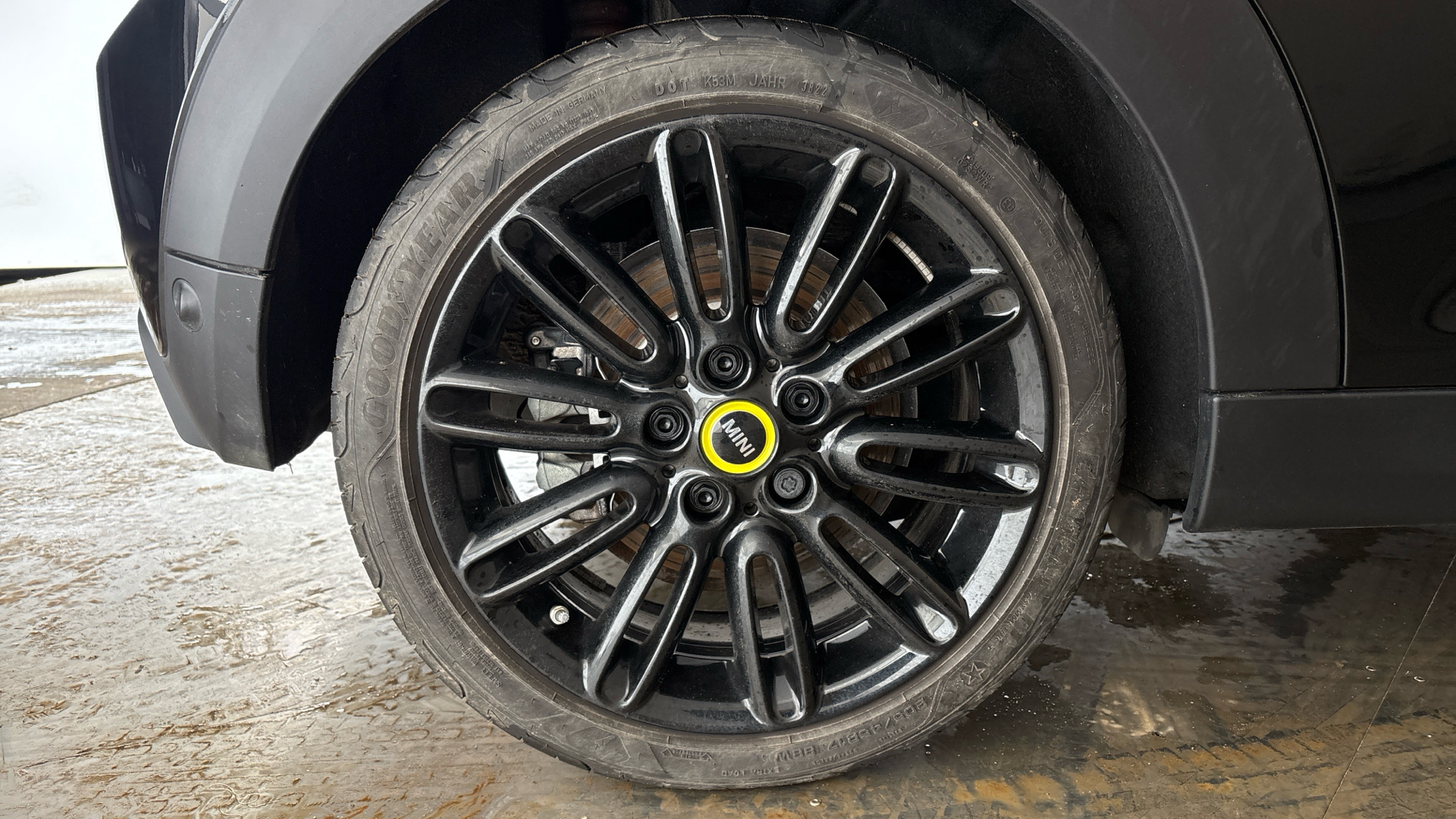 4020877 135kW Cooper S Level 2 33kWh 3dr Auto