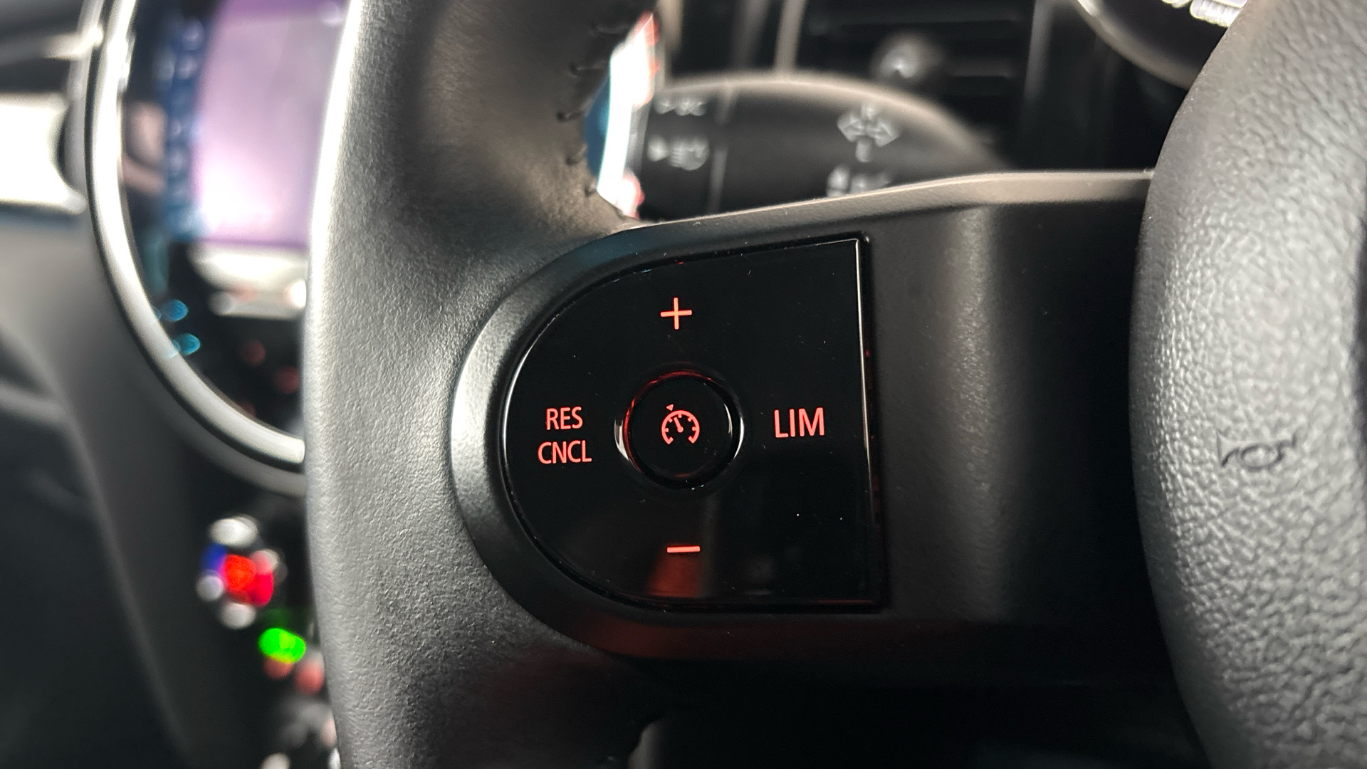 4020877 135kW Cooper S Level 2 33kWh 3dr Auto