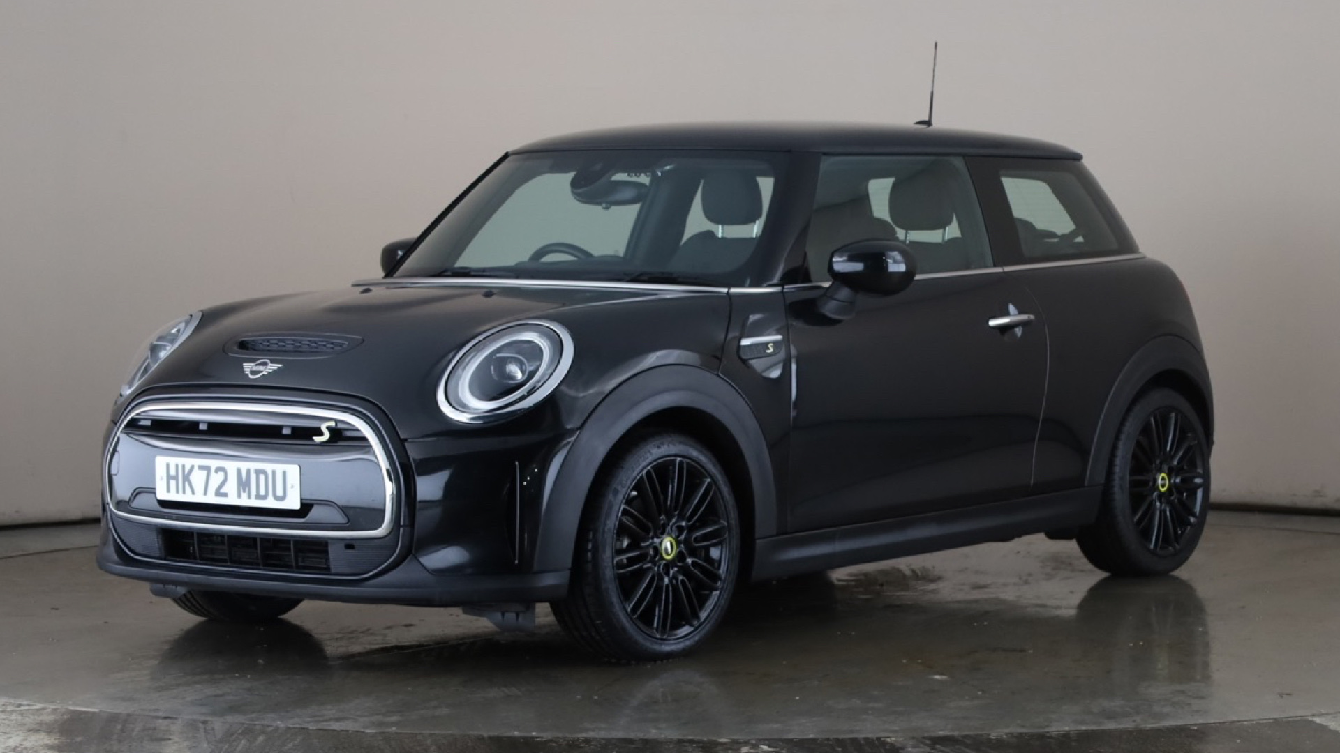 Mini Hatchback Electric 135kW Cooper S Level 2 33kWh 3dr Auto