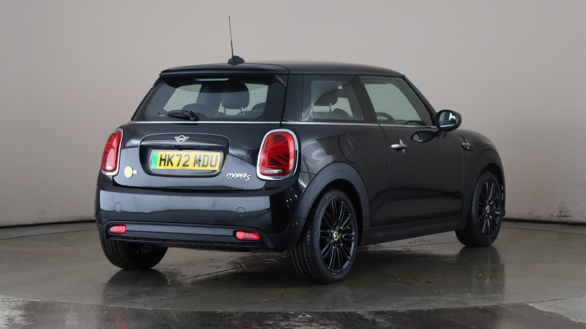4020894 135kW Cooper S Level 2 33kWh 3dr Auto