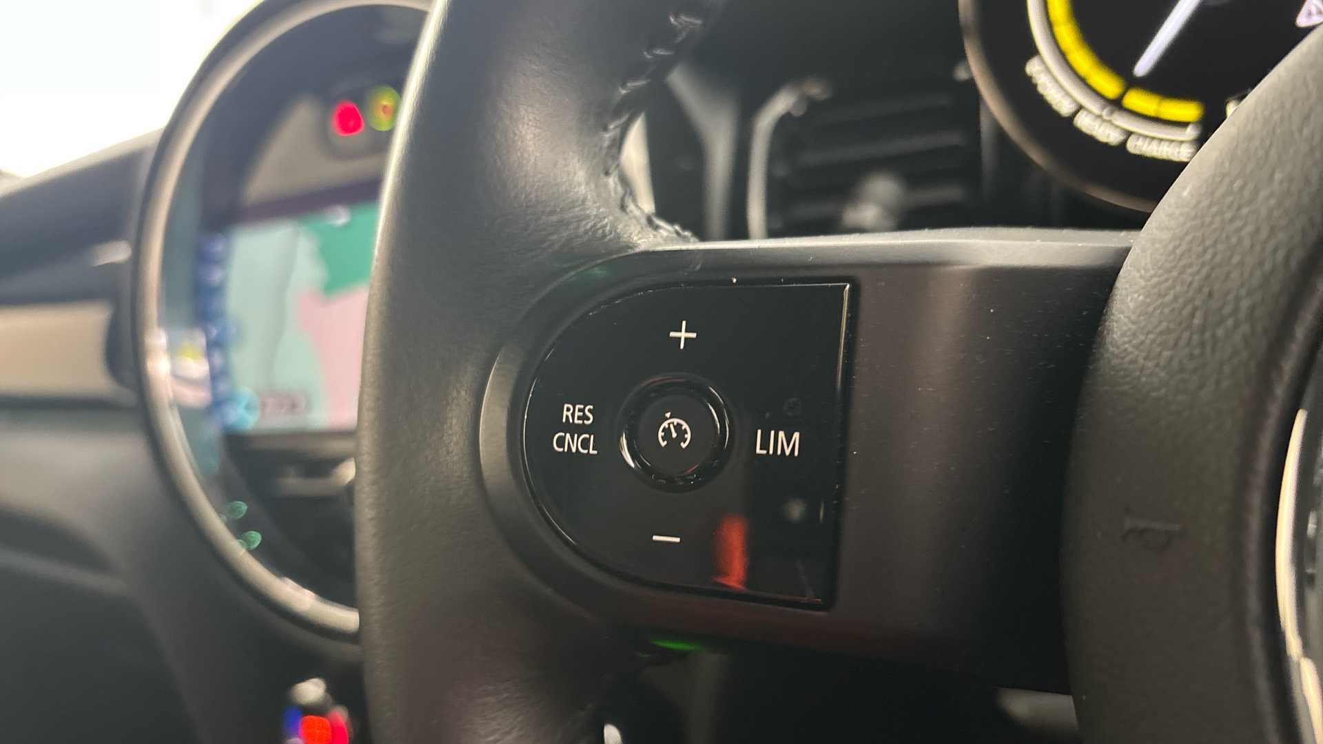 4020894 135kW Cooper S Level 2 33kWh 3dr Auto