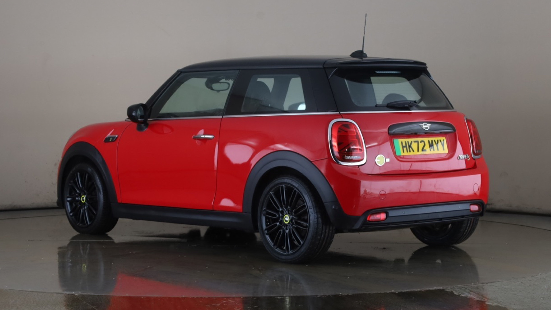 4060170 135kW Cooper S Level 2 33kWh 3dr Auto