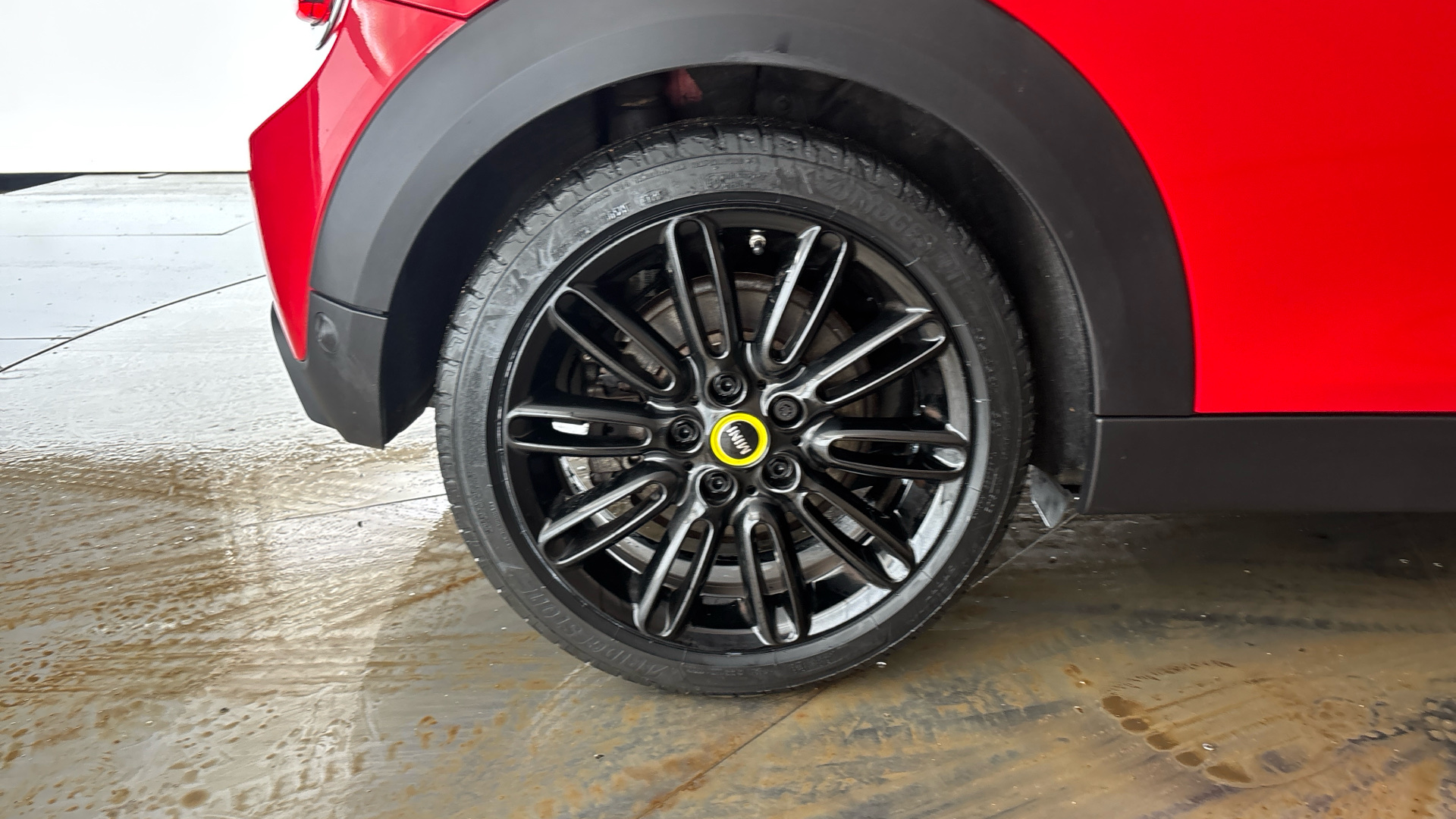 4060170 135kW Cooper S Level 2 33kWh 3dr Auto