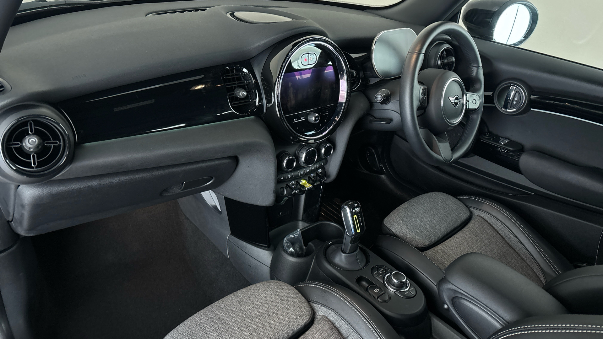 4058653 135kW Cooper S Level 2 33kWh 3dr Auto