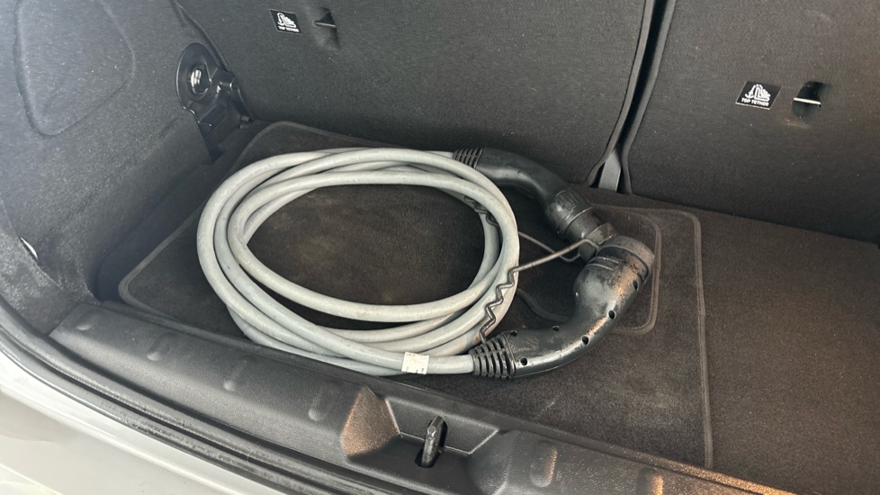 MINI HATCHBACK Image 22