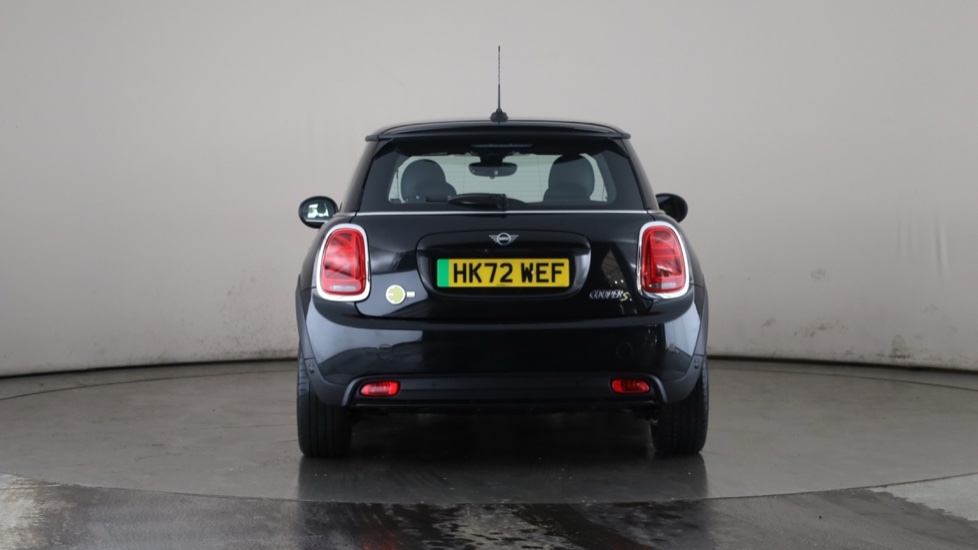 MINI HATCHBACK Image 4