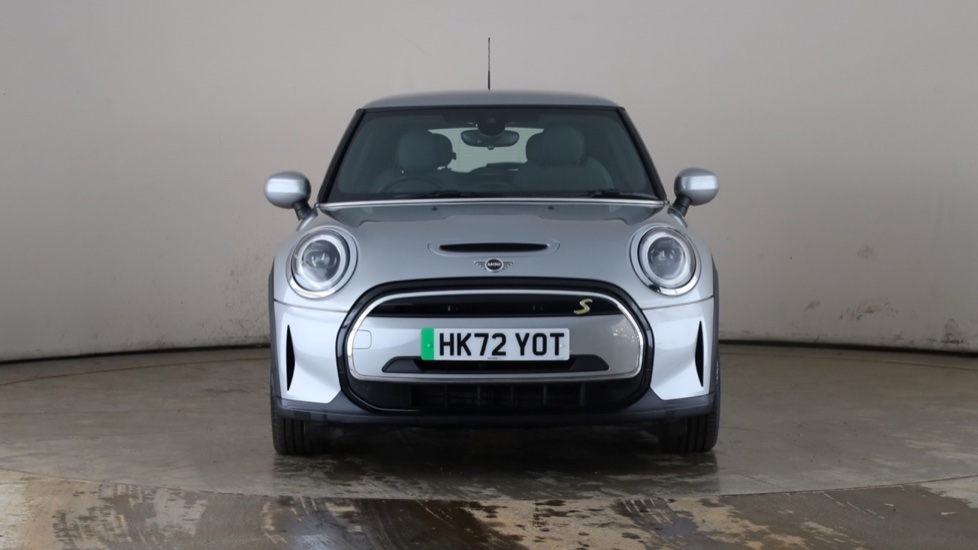 MINI HATCHBACK Image 8