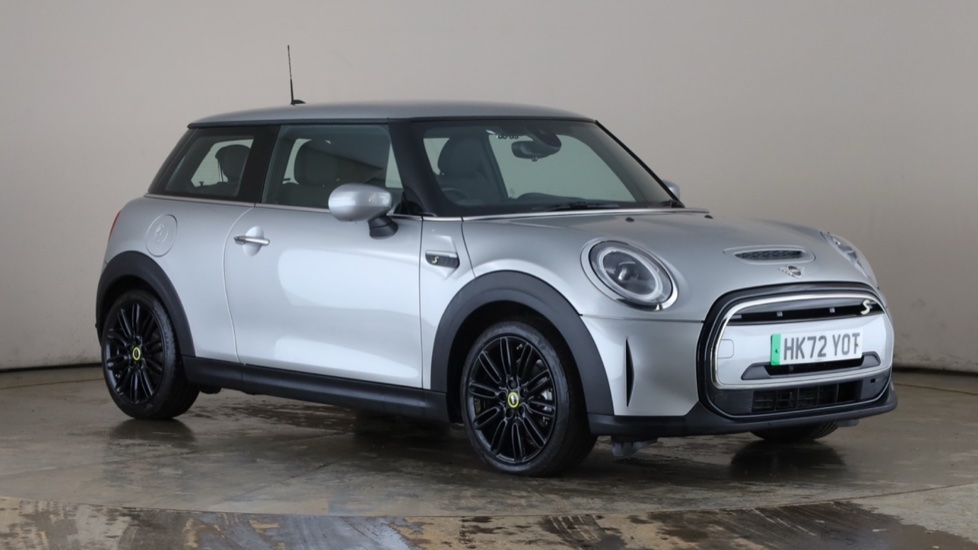 MINI HATCHBACK Image 7