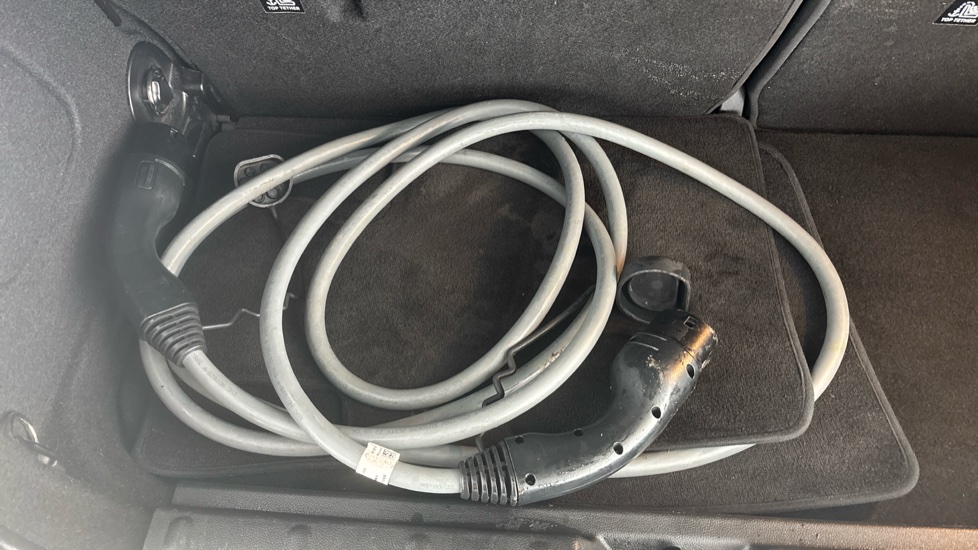 MINI HATCHBACK Image 22