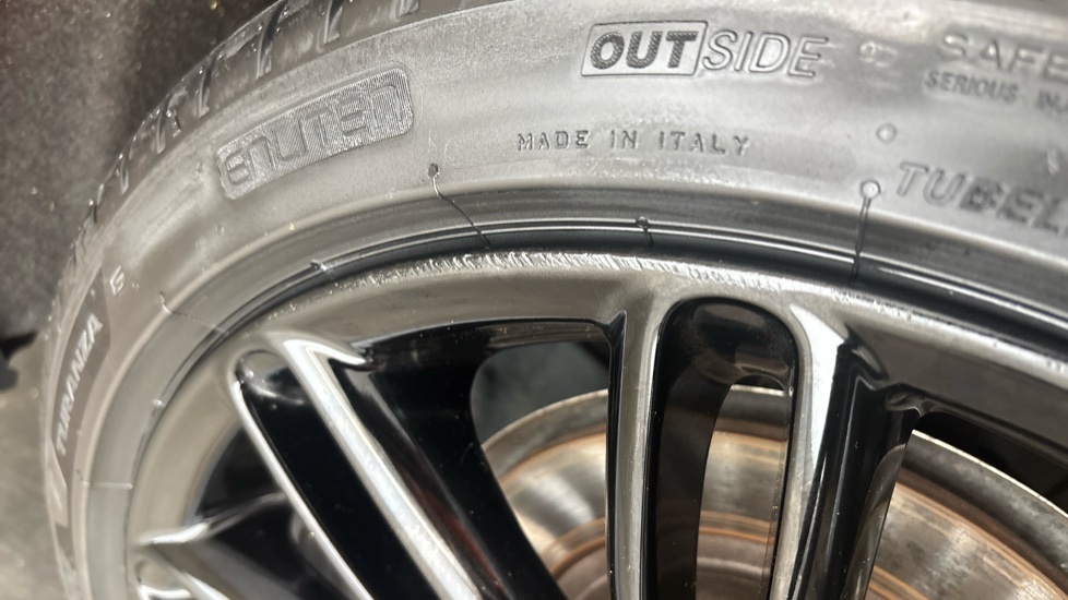 MINI HATCHBACK Scuff
