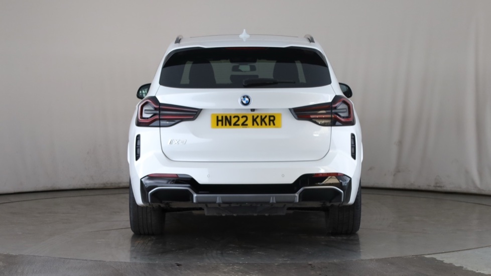 BMW iX3 Image 4