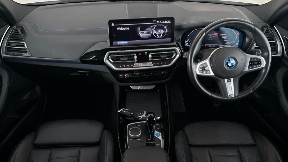 BMW iX3 Image 11