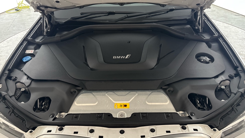 BMW iX3 Image 16