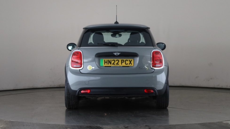 MINI HATCHBACK Image 4
