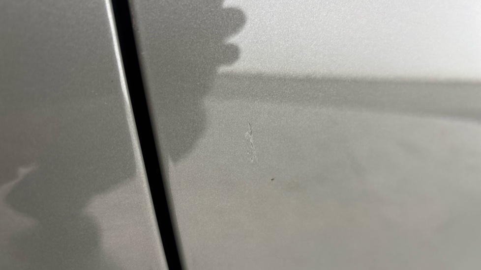 MINI HATCHBACK scratches and chips