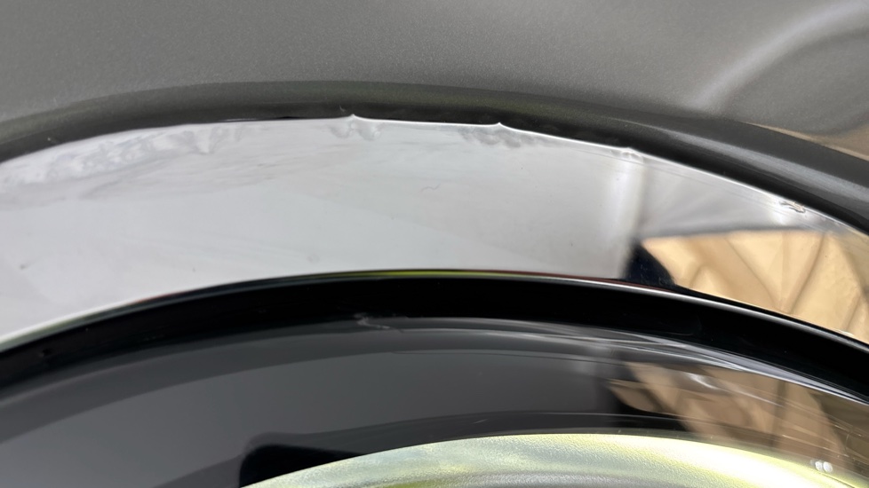 MINI HATCHBACK imperfection