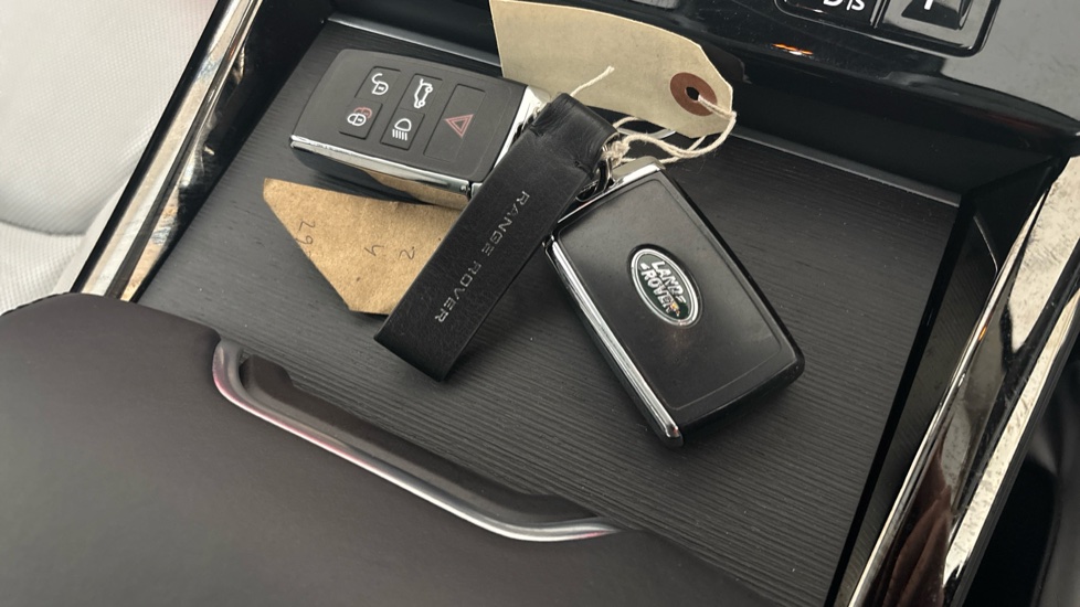 LAND ROVER RANGE ROVER SPORT 2 keys