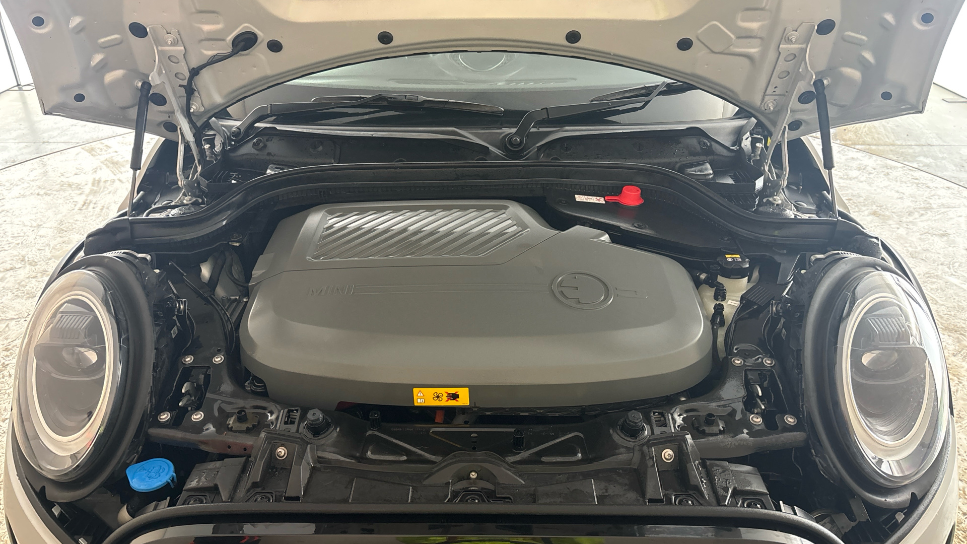 4020823 135kW Cooper S Level 1 33kWh 3dr Auto