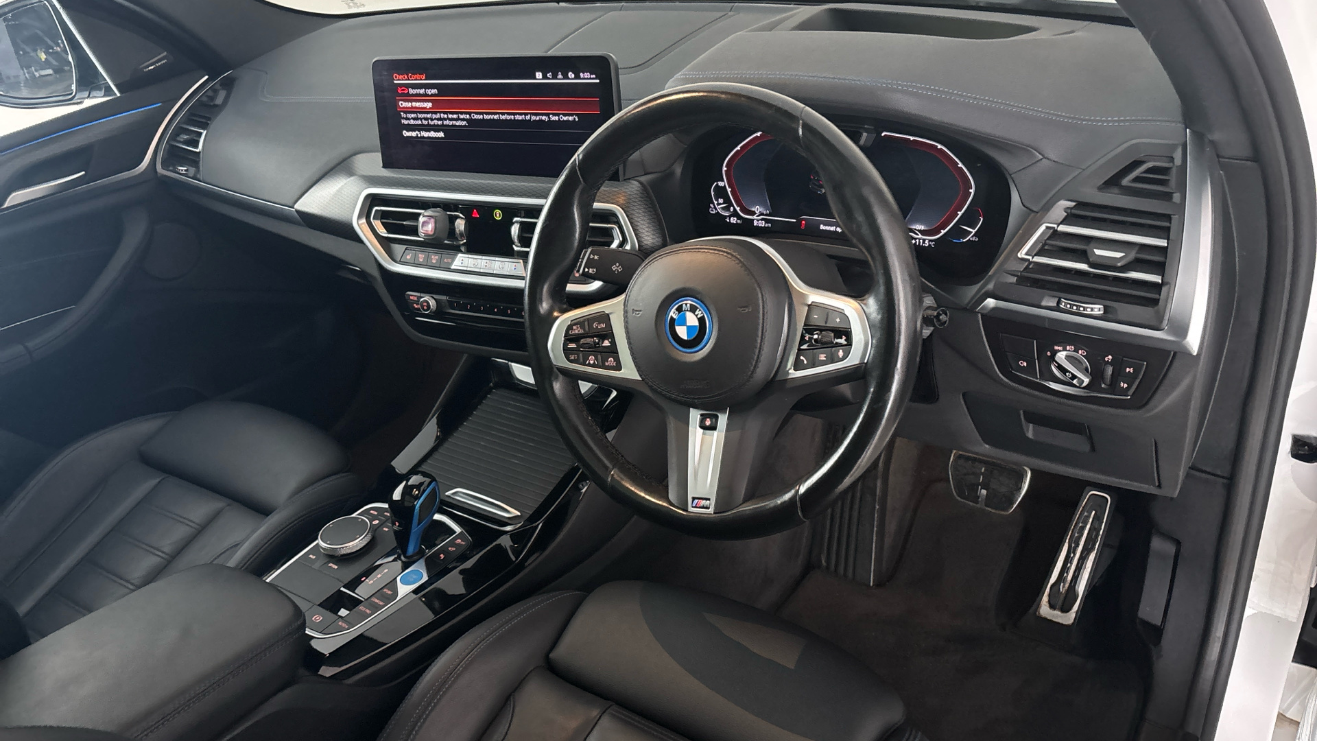 4049404 210kW M Sport Pro 80kWh 5dr Auto