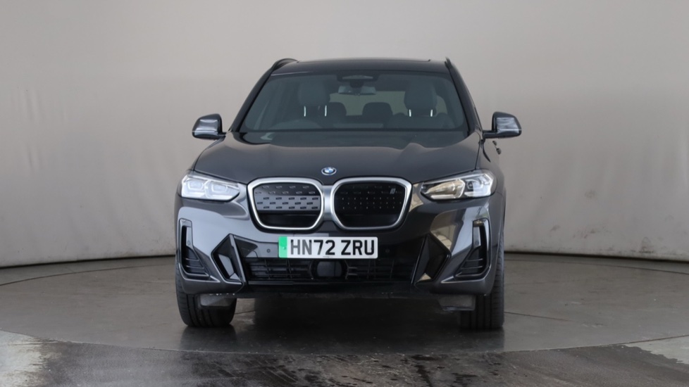 BMW iX3 Image 8