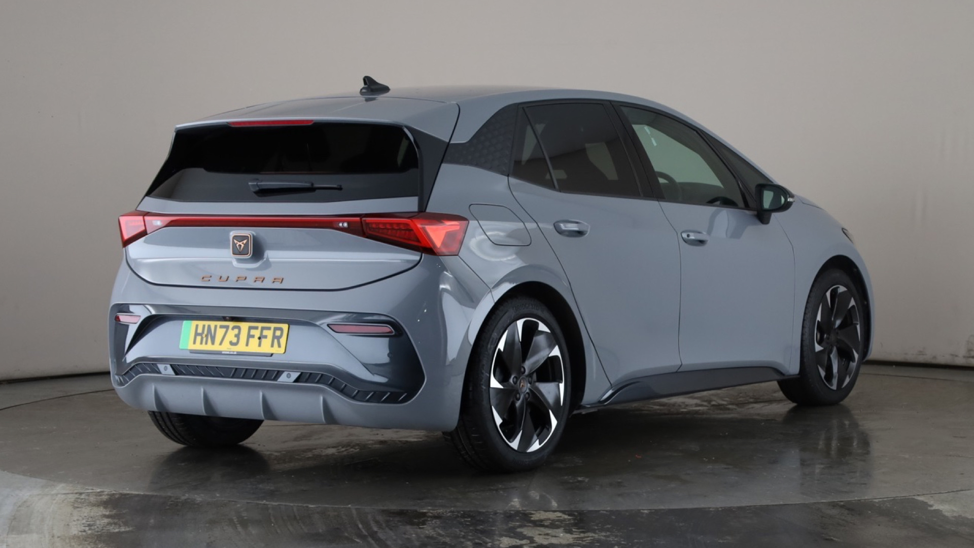 4020791 150kW V2 58kWh 5dr Auto