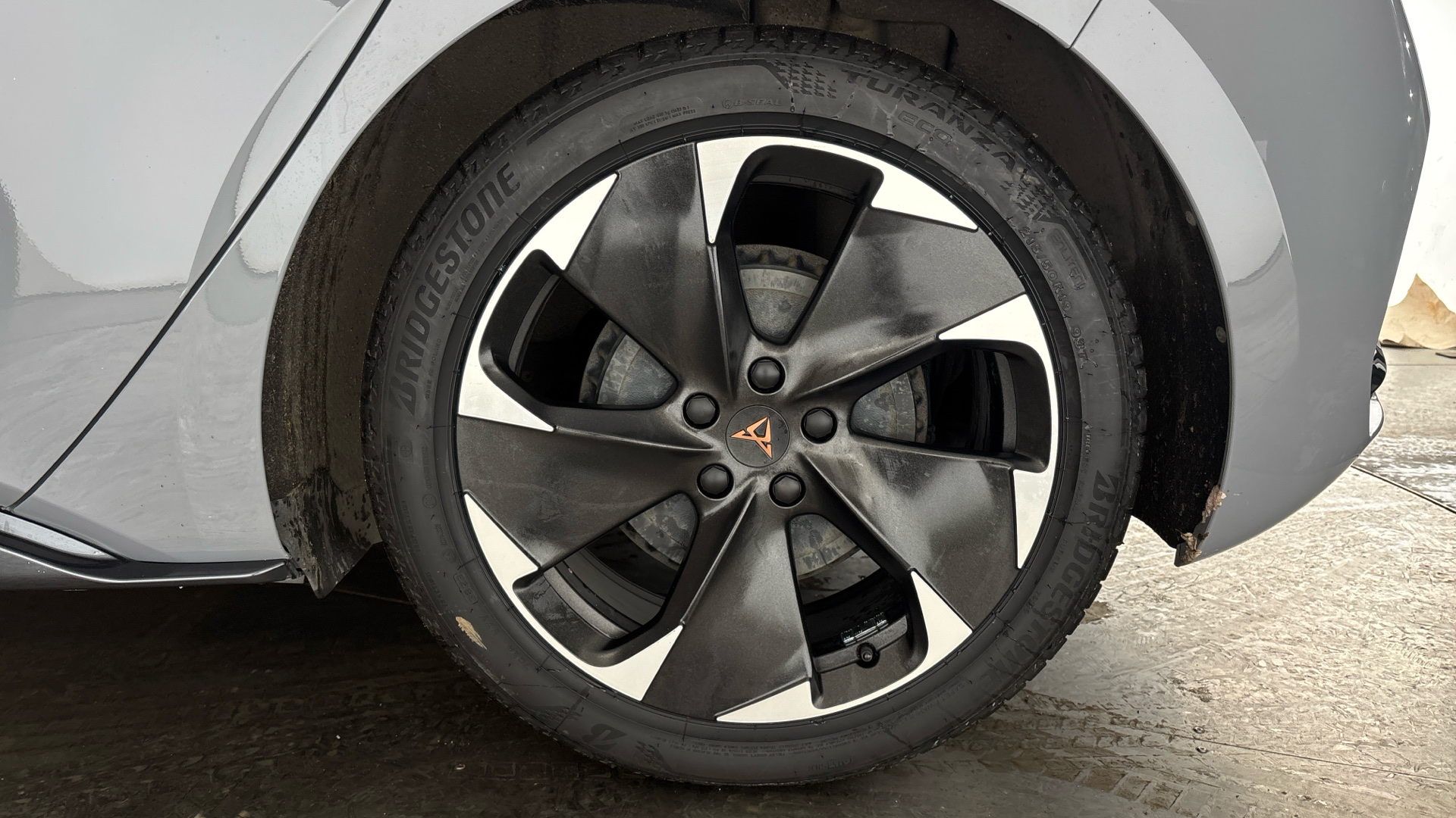 4020791 150kW V2 58kWh 5dr Auto