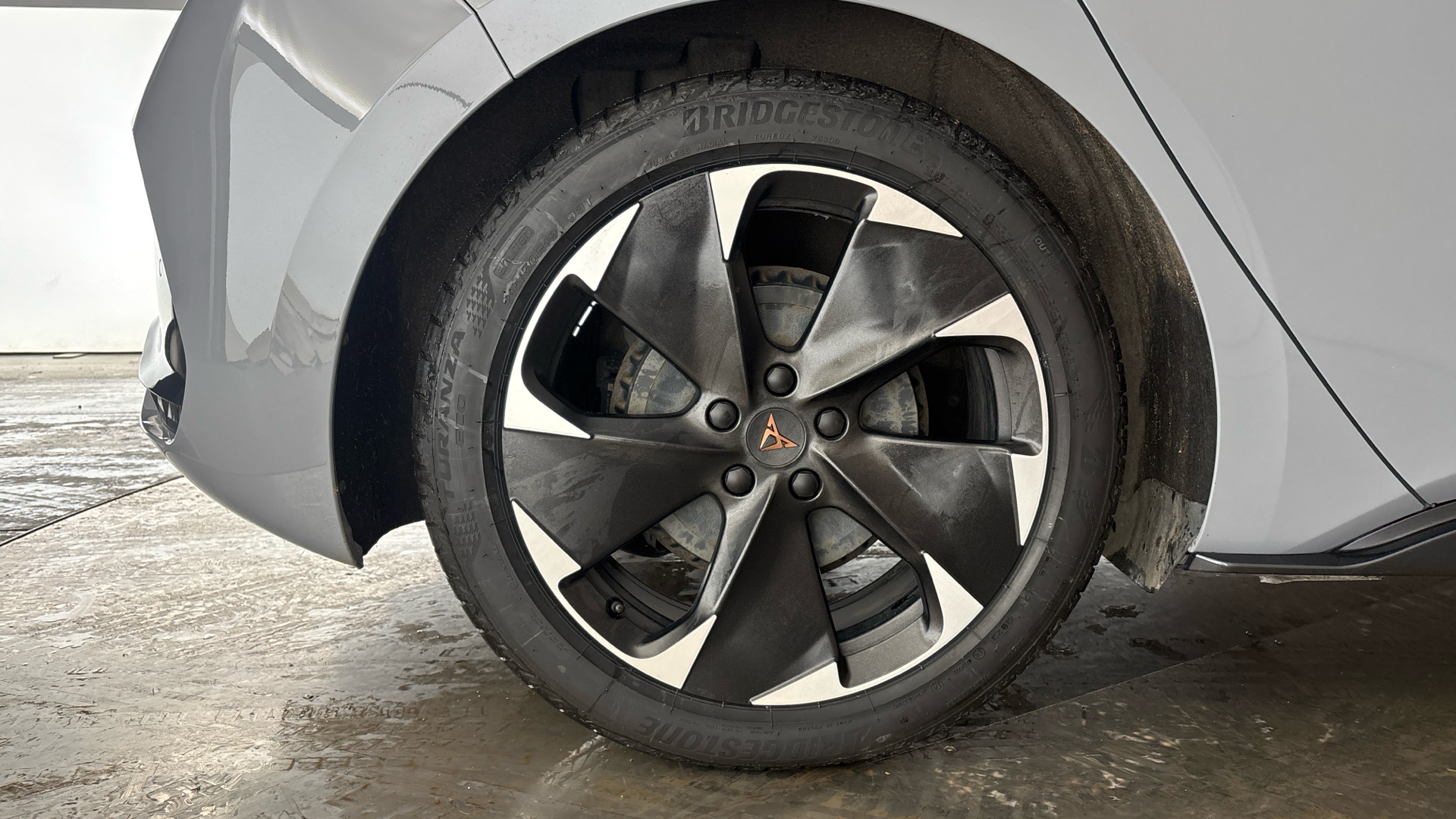 4020791 150kW V2 58kWh 5dr Auto