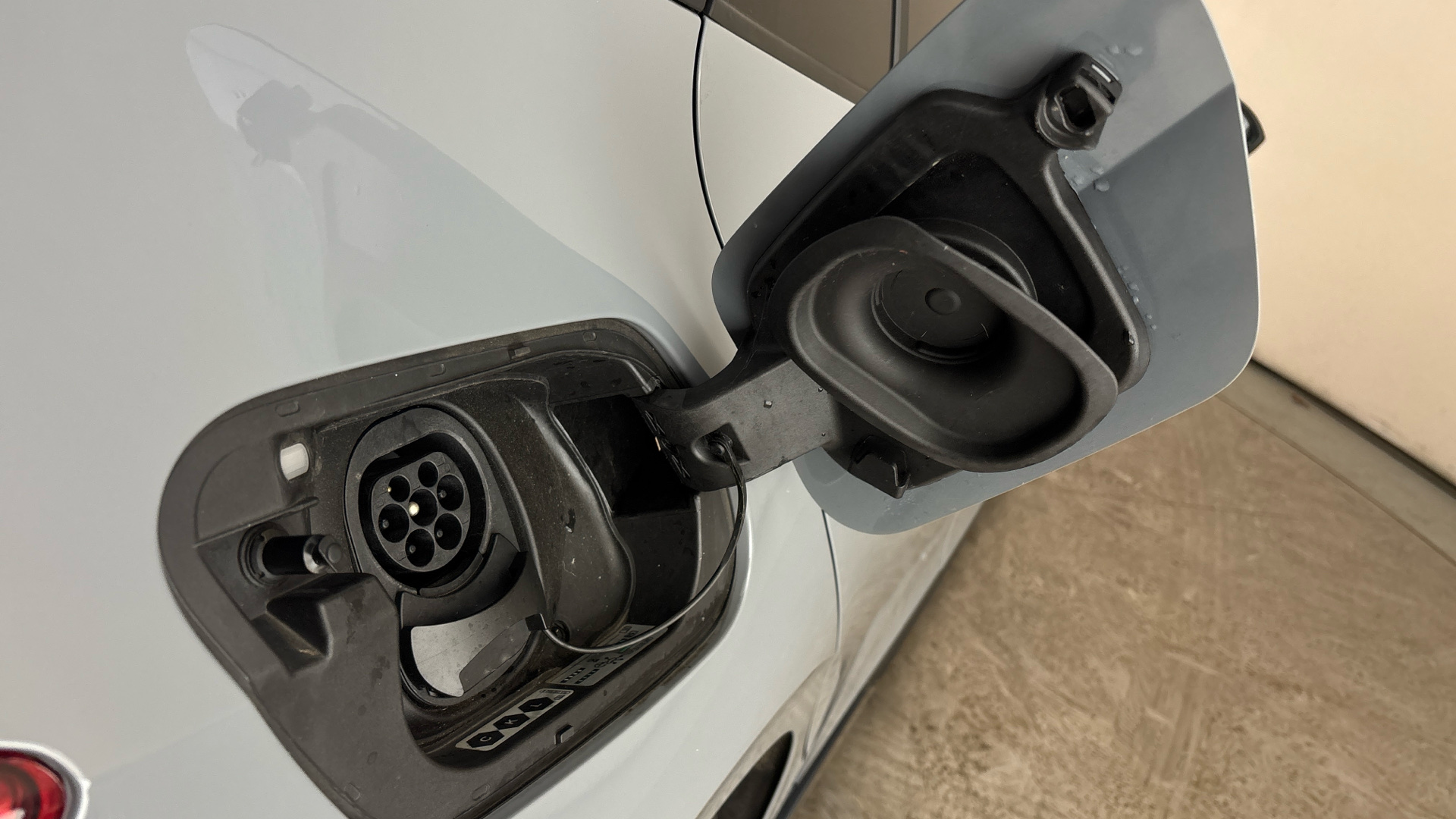 4020791 150kW V2 58kWh 5dr Auto