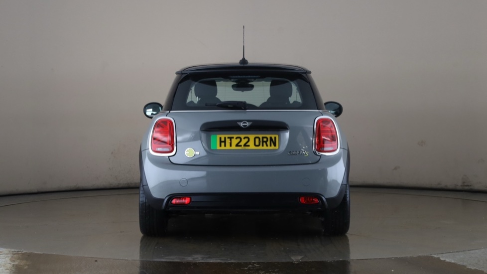 MINI HATCHBACK Image 4