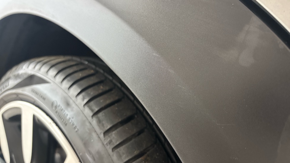 MINI HATCHBACK Scuff