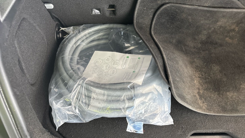 MINI HATCHBACK Image 22