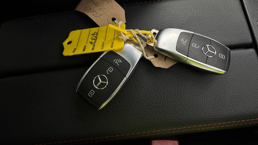 MERCEDES EQB two keys