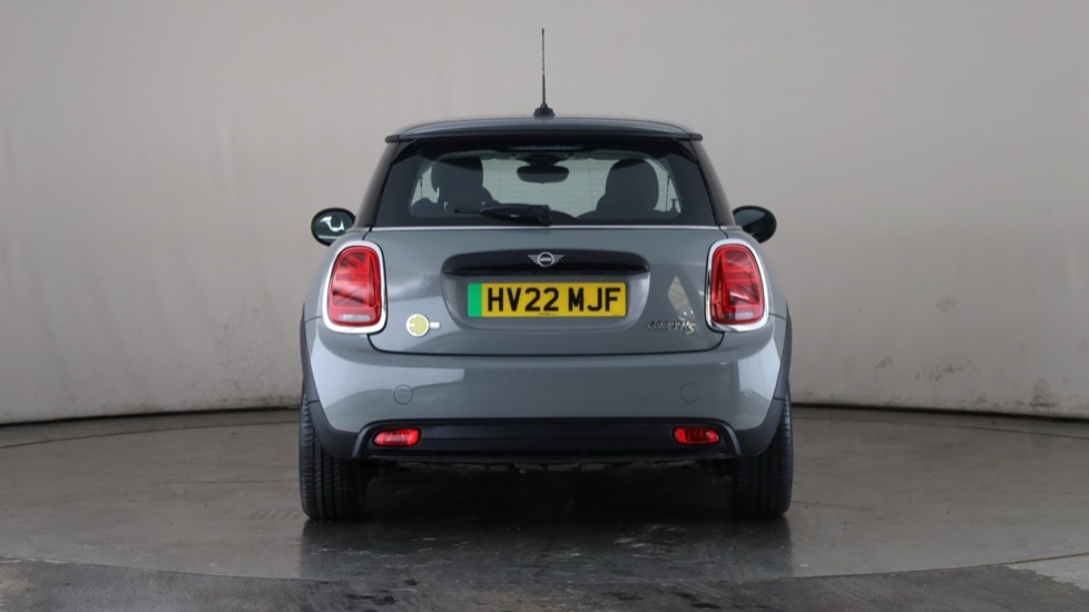 MINI HATCHBACK Image 4