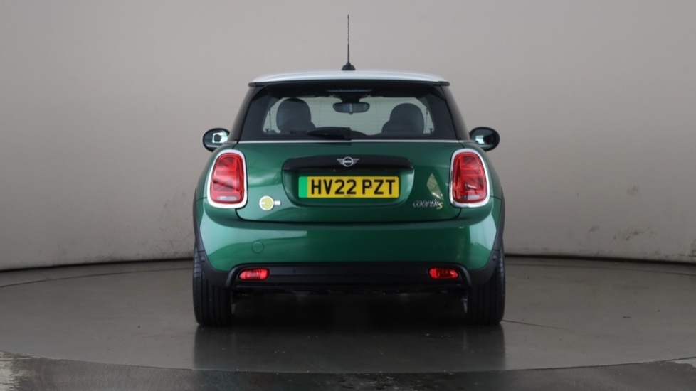 MINI HATCHBACK Image 4