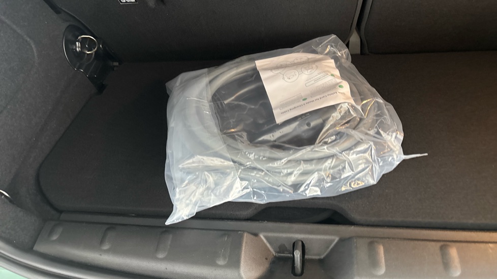 MINI HATCHBACK Image 22