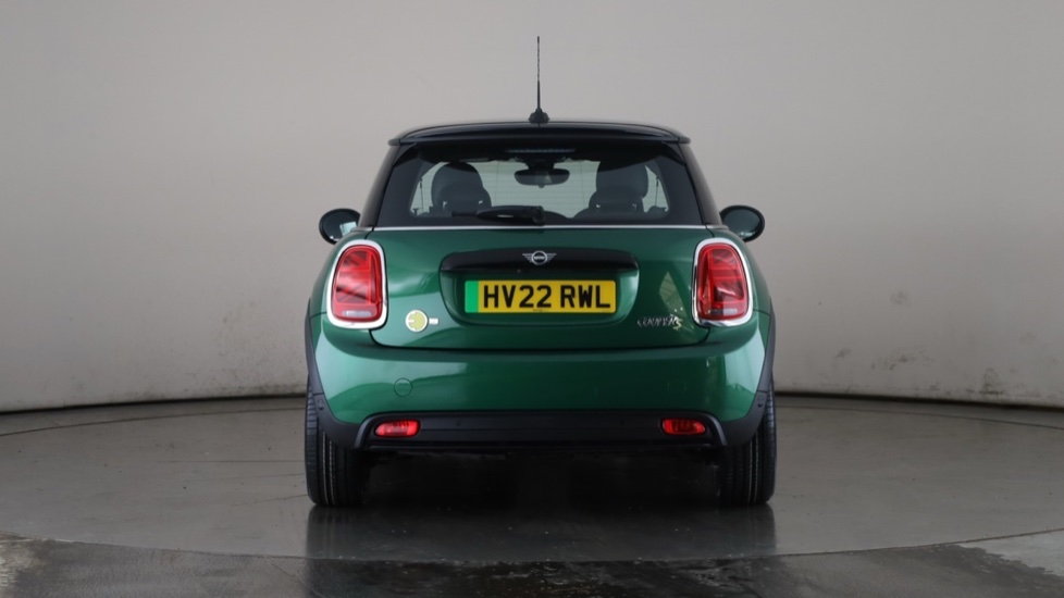 MINI HATCHBACK Image 4