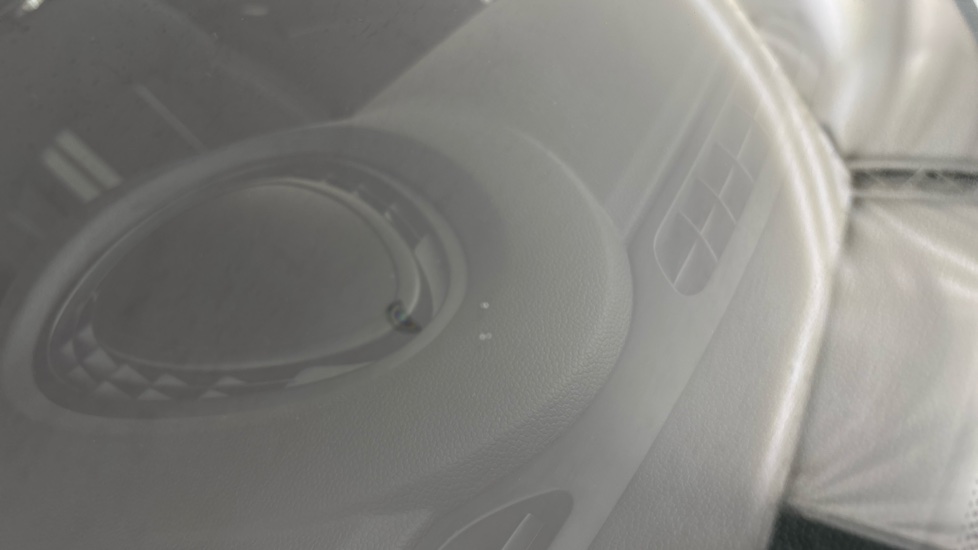 MINI HATCHBACK Multiple chips