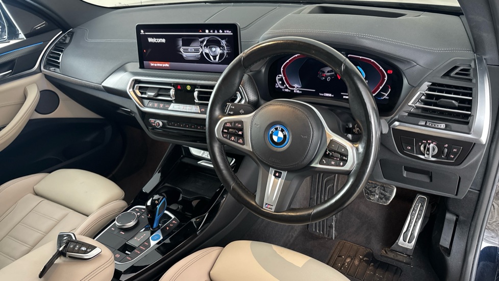 BMW iX3 Image 9