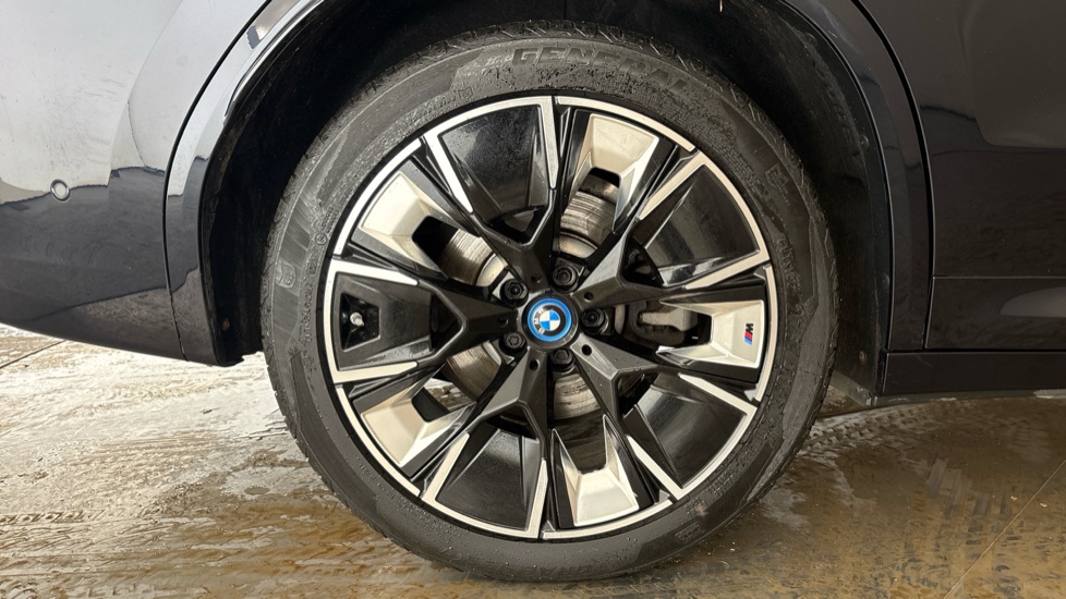 BMW iX3 Image 19