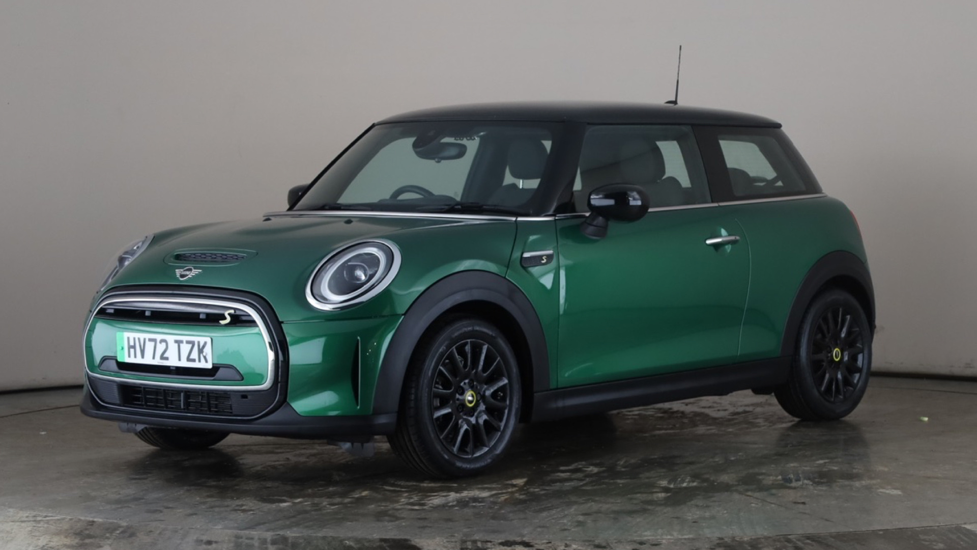 Mini Hatchback Electric 135kW Cooper S Level 2 33kWh 3dr Auto