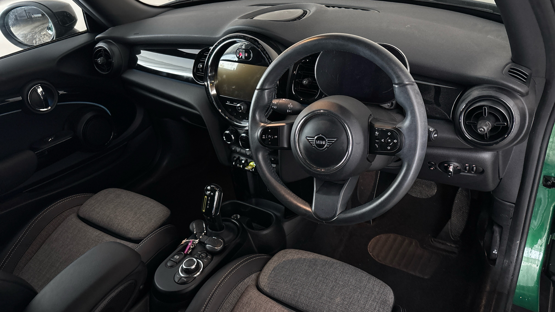 4020908 135kW Cooper S Level 2 33kWh 3dr Auto