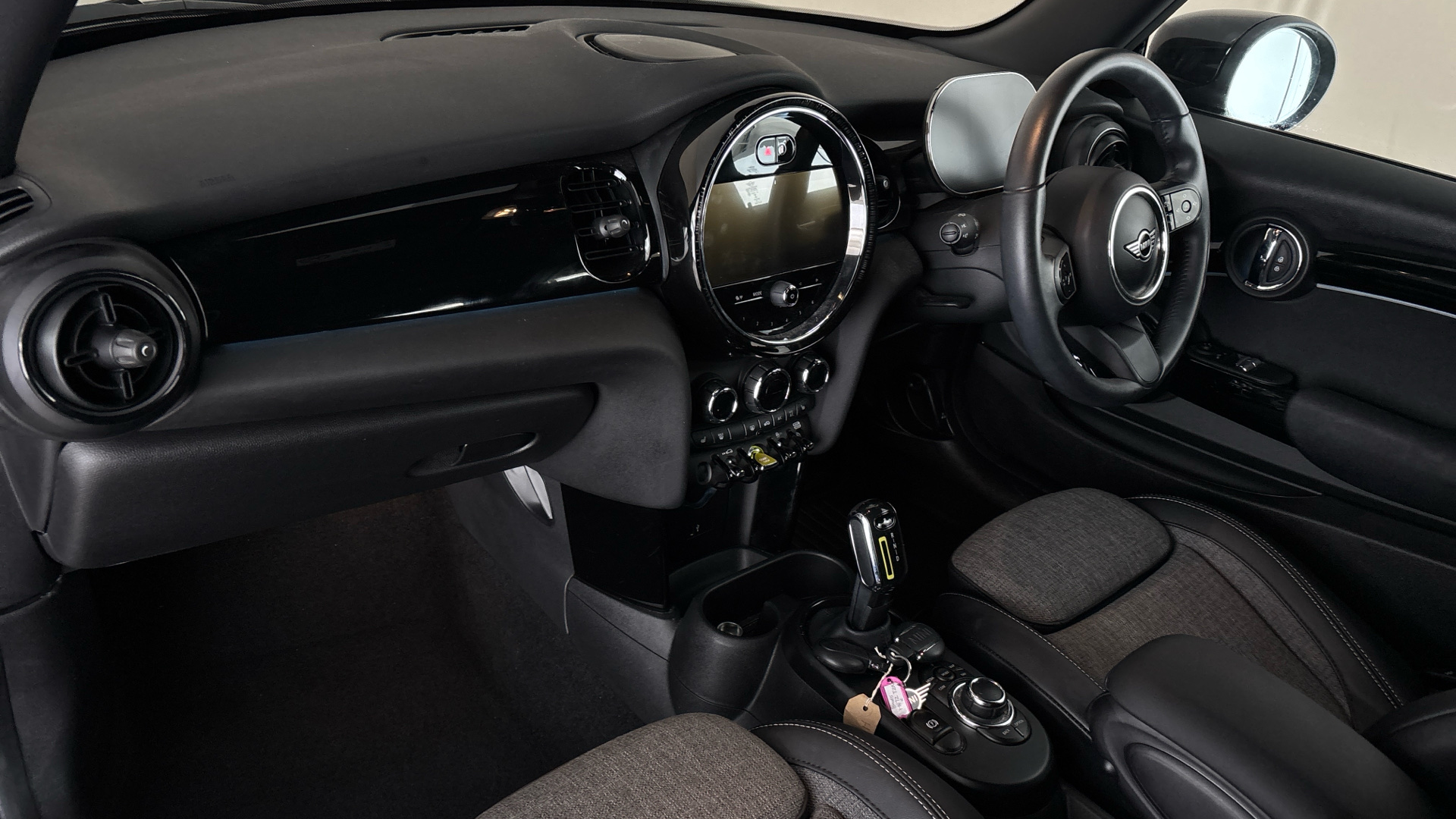 4020908 135kW Cooper S Level 2 33kWh 3dr Auto