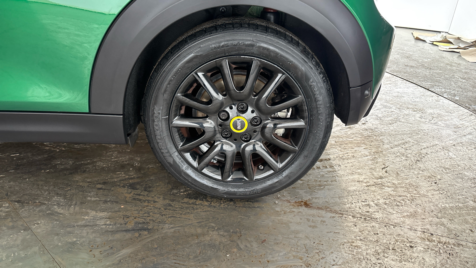 4020908 135kW Cooper S Level 2 33kWh 3dr Auto