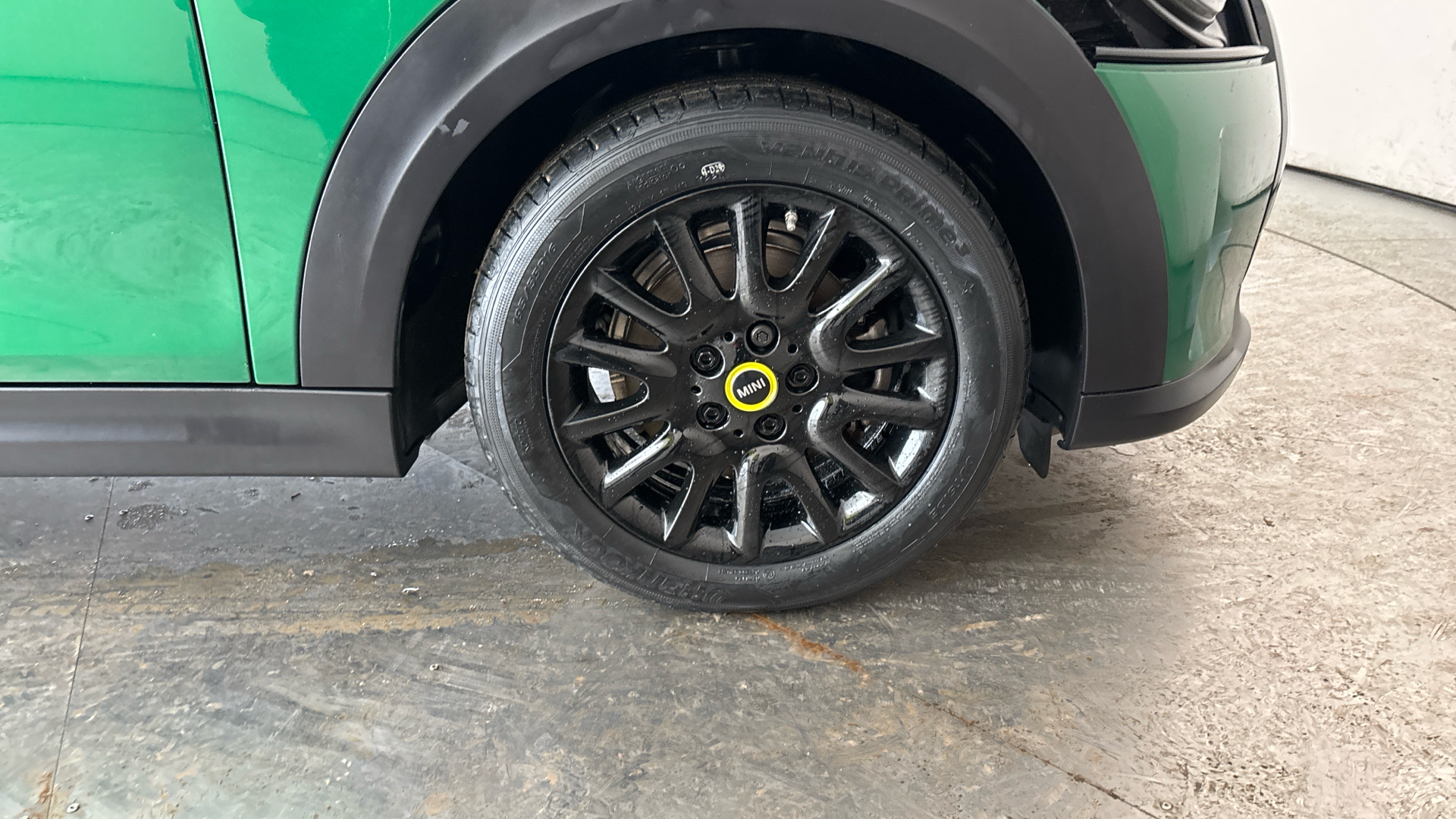 4020908 135kW Cooper S Level 2 33kWh 3dr Auto