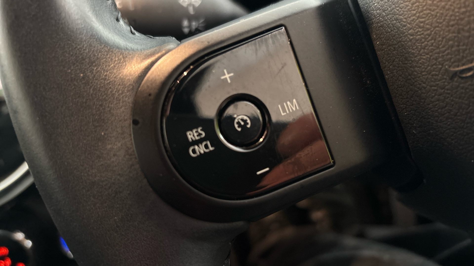 4020908 135kW Cooper S Level 2 33kWh 3dr Auto