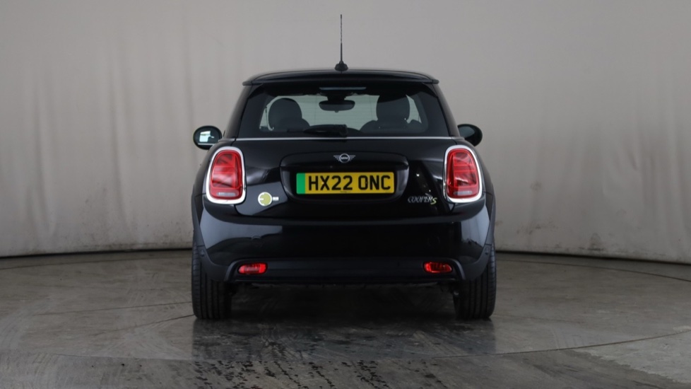 MINI HATCHBACK Image 4